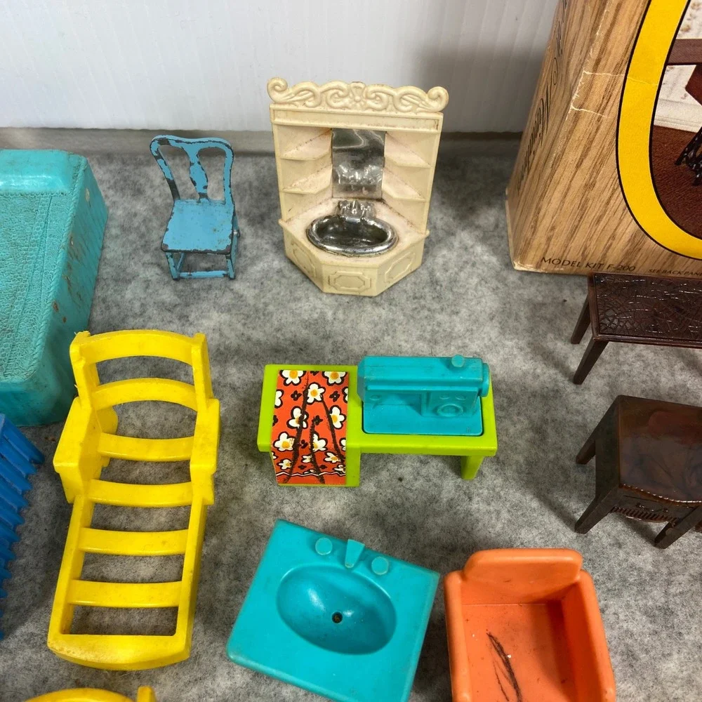 VTG Lot Dollhouse Furniture Accessories‎ Renwal BEST Tootsietoy Mattel Superior